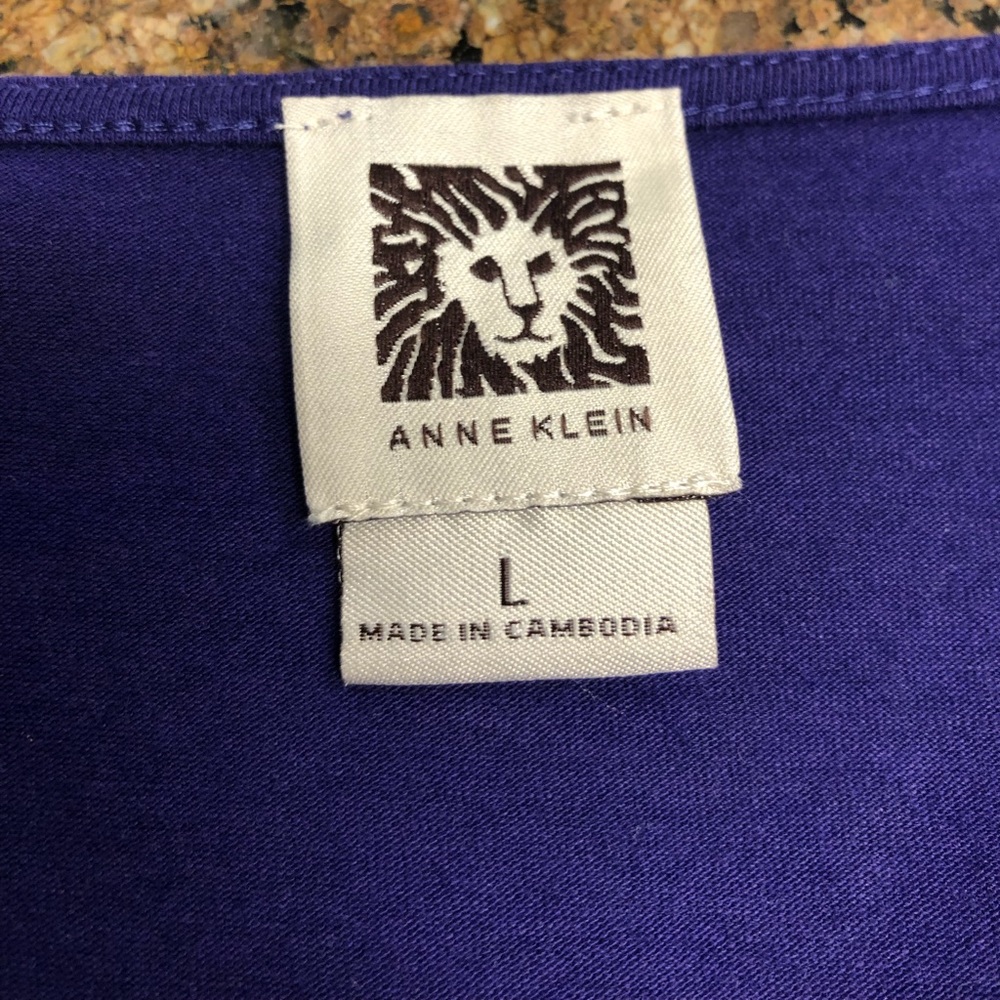 Anne Klein purple dressy cotton shirt. Size large - Picture 2 of 5